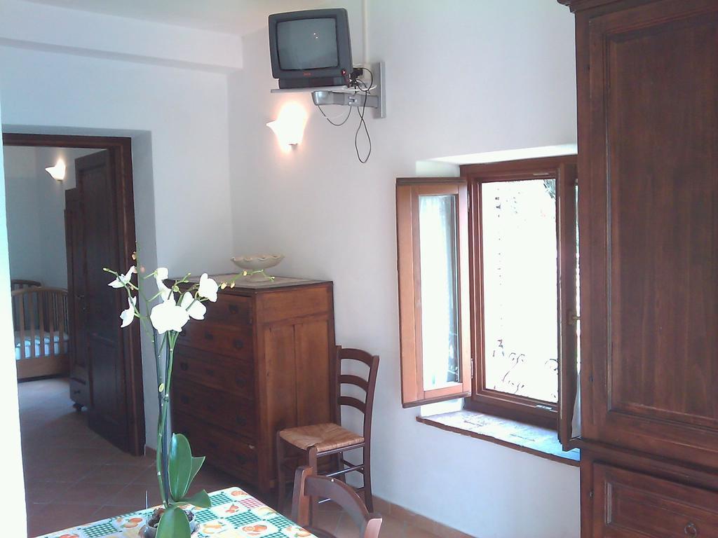Agriturismo Il Poggiolo Montemerano Exterior foto