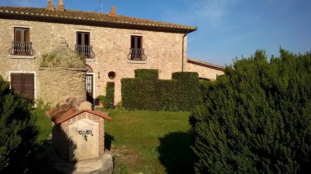 Agriturismo Il Poggiolo Montemerano Exterior foto